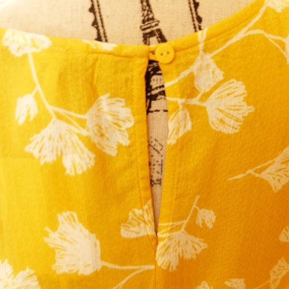 NWT Silky Soft Yellow Sleeveless Top / Tunic - Picture 3 of 10